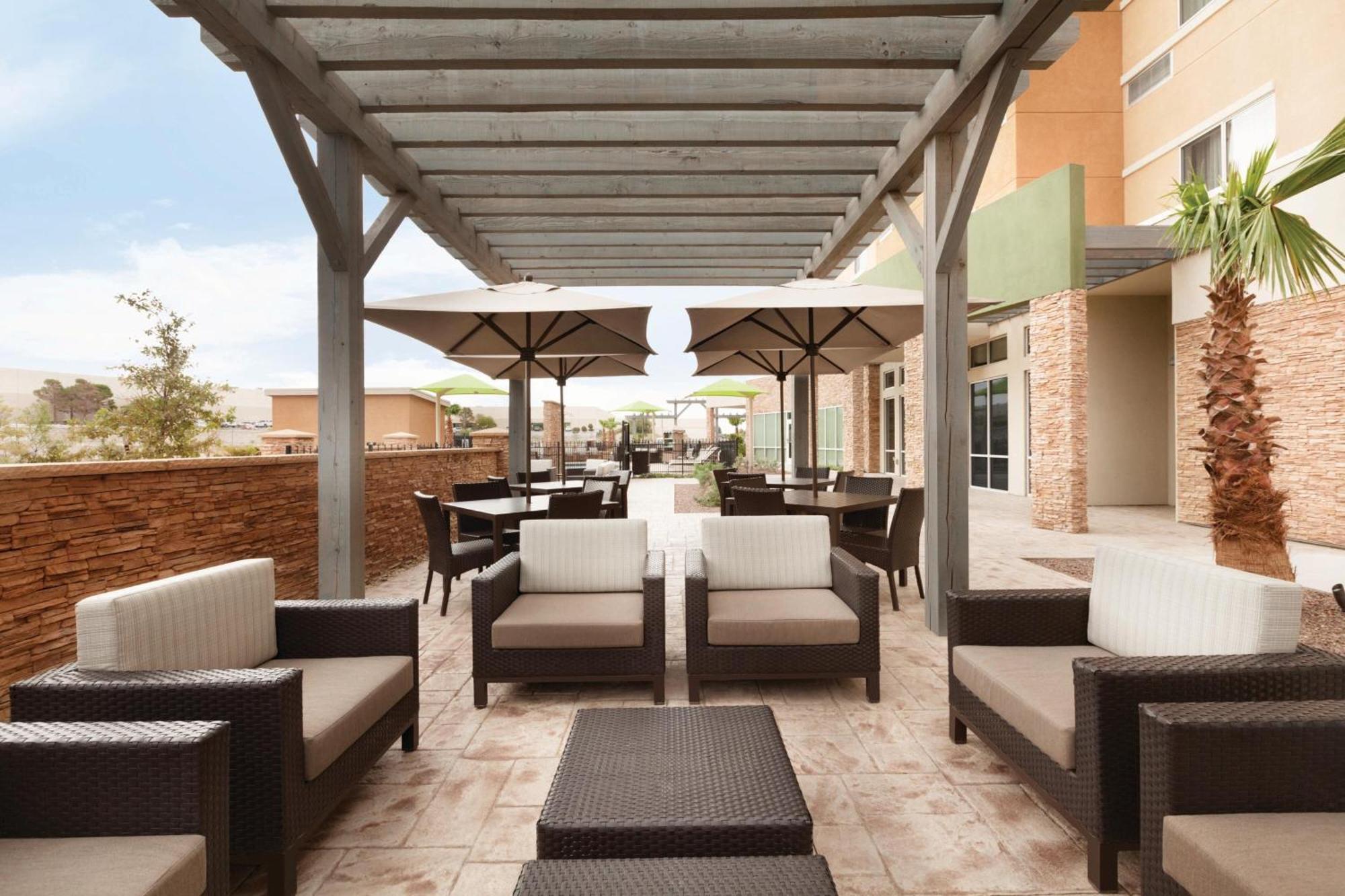 Courtyard By Marriott El Paso East/I-10 Hotel Buitenkant foto