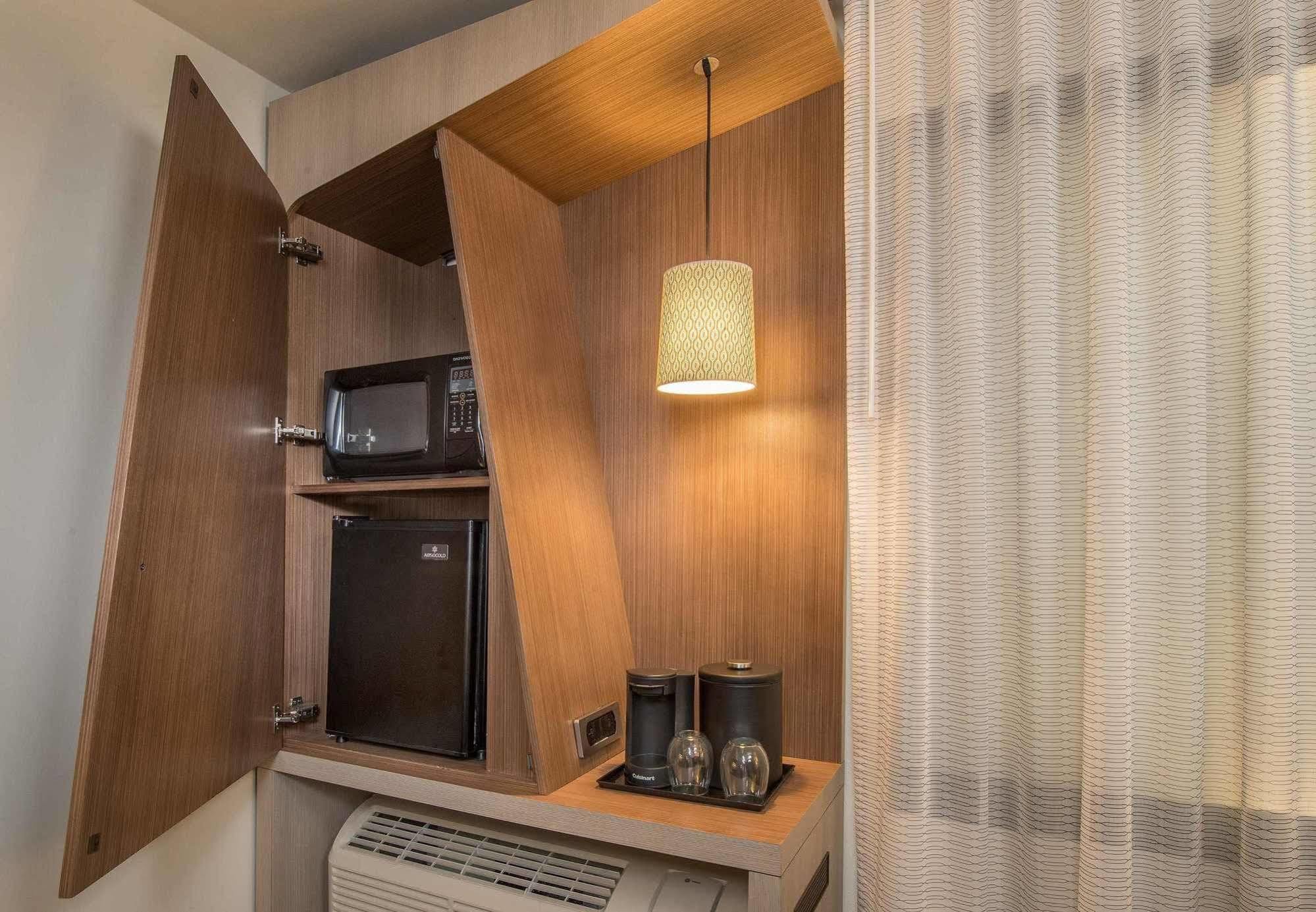 Courtyard By Marriott El Paso East/I-10 Hotel Buitenkant foto